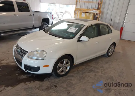2008 Volkswagen Jetta Se from USA, damaged, VIN 3VWRM71K58M121133